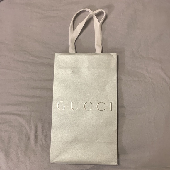GUCCI Reusable Shopping Gift Bag - Picture 2 of 3